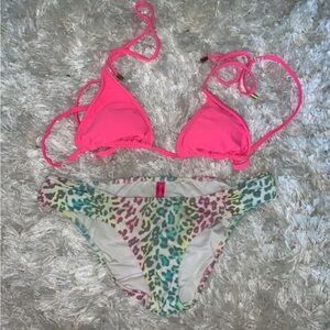 Pink bikini top only small